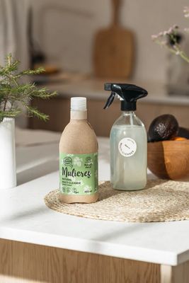 Mulieres Koncentrovaný univerzální čistič, severský les 450 ml