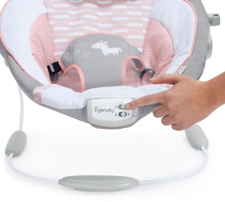 Ingenuity Lehátko vibrující s melodií Flora the Unicorn™ 0m+ do 9kg 58.4 cm