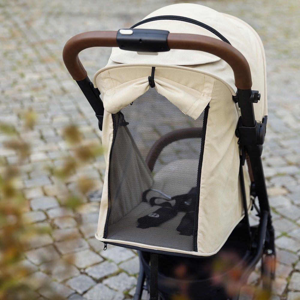 Petite&Mars Kočárek sportovní Fly Sahara Beige
