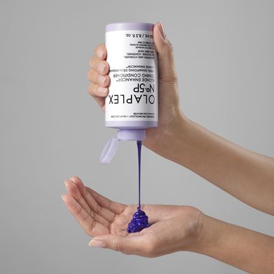 Olaplex No.5P Blonde Enhancer™ tónovací kondicionér 250 ml
