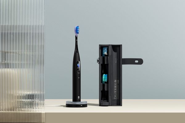 Oclean X Ultra 20 S Black pouzdro a sonický kartáček, černý