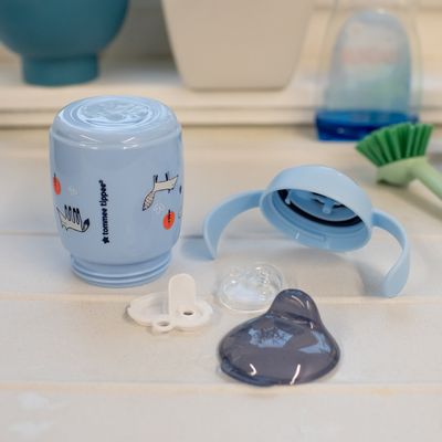 Tommee Tippee Superstar Sippee netekoucí hrnek, 6m+, modrý 300 ml