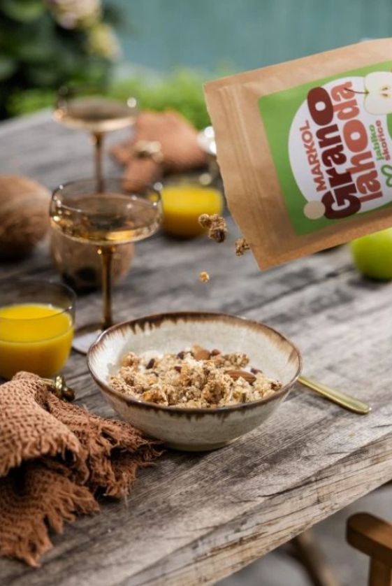 Markol Granola jablko a skořice 250 g