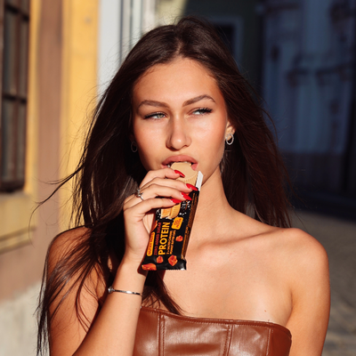 Nutry Nuts Proteinové košíčky - slaný karamel s arašídovým máslem 2 x 21 g