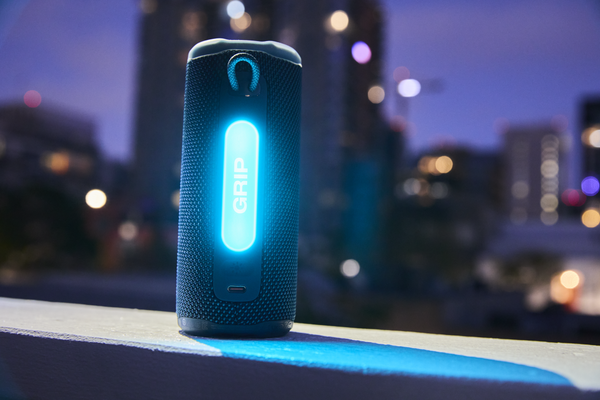 JBL Grip White bezdrátový reproduktor s ambientním osvětlením