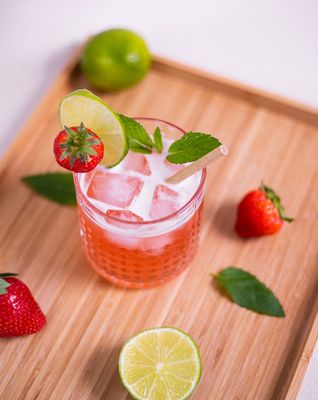 Venira Prémiový kolagenový drink jahoda a limetka 30 dávek 324 g