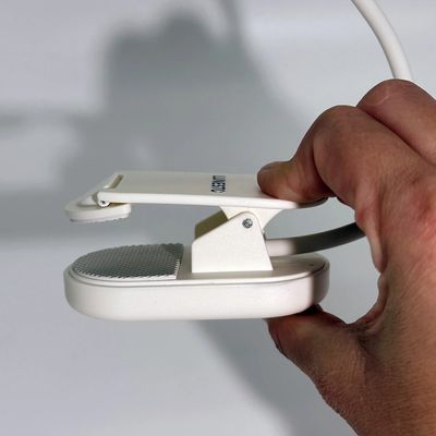 Lunesto LED lampička na čtení bez modré složky s clip-on bílá
