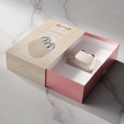 Neno Beauty Masážní přístroj na obličej s technologií EMS a funkcí termoterapie Naya