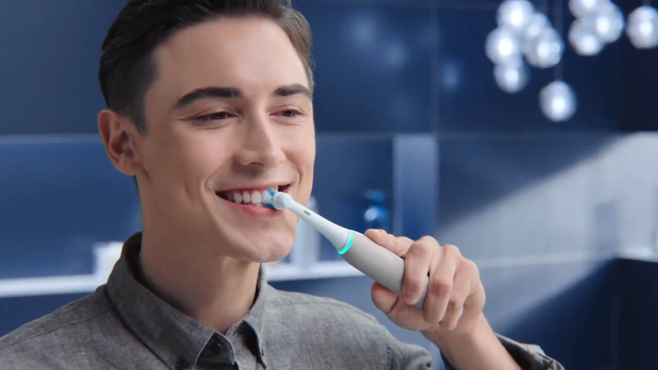 Oral-B iO Series 6