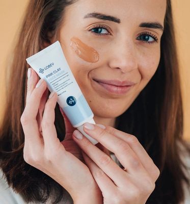 Lobey Pleťová maska s růžovým jílem 50 ml