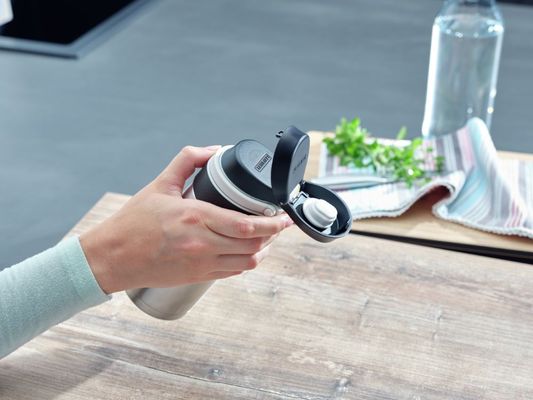 Leifheit Termoska se šikovným uzávěrem - stříbrná 350 ml