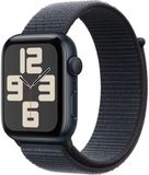Apple Watch SE (2024) 44mm Temně inkoustový hliník s inkoustově fialovým provlékacím řemínkem