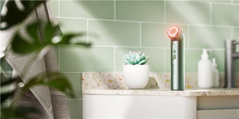 Nanoleaf 6-in-1 Light Therapy Wand, Světelná terapeutická hůlka, green