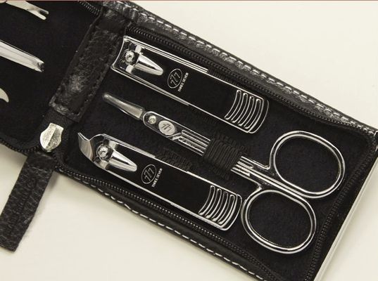 Three Seven Corporation Manikurní set DESIGN black
