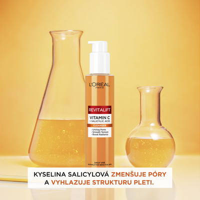 L'Oréal Paris Revitalift Clinical čisticí pleťová pěna s vitaminem C, 150 ml