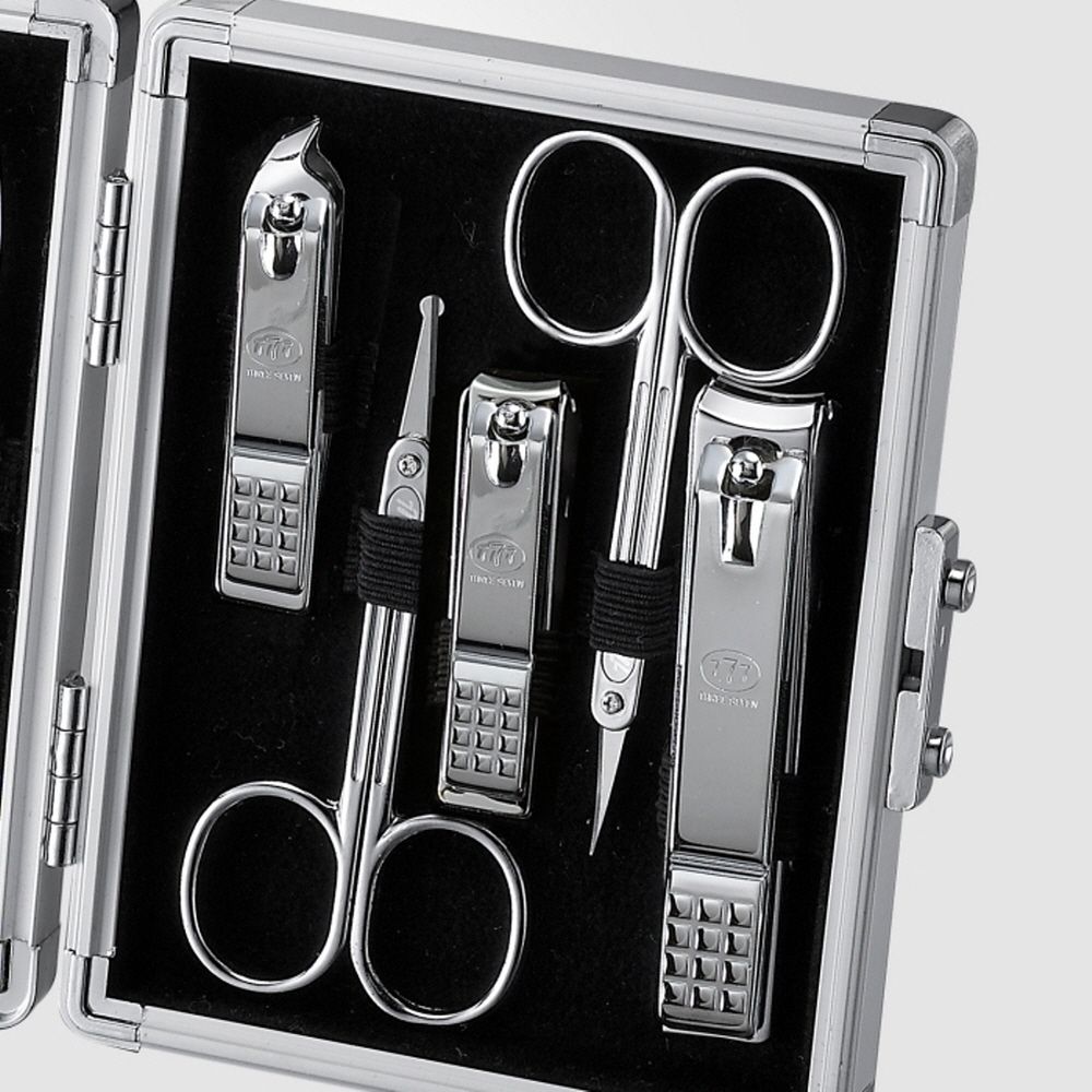 Three Seven Corporation Manikurní set KUFŘÍK silver-11 nástrojů