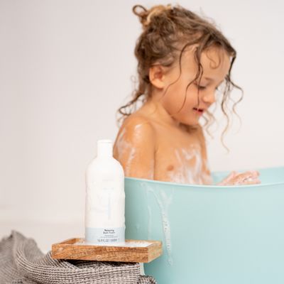 NAÏF Relaxační pěna do koupele náhradní náplň 500 ml