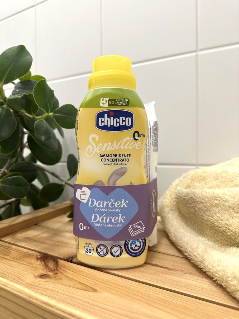 Chicco Aviváž koncentrovaná Baby Sensitive Jemný dotek + vlhčené ubrousky zdarma 750 ml