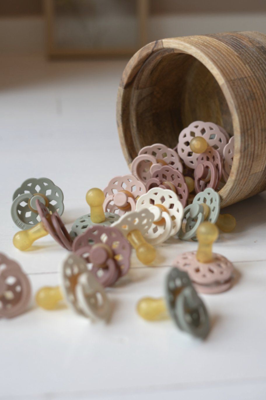 Boheme cumlíky z prírodného kaučuku, Vanilla / Dark Oak 2 ks