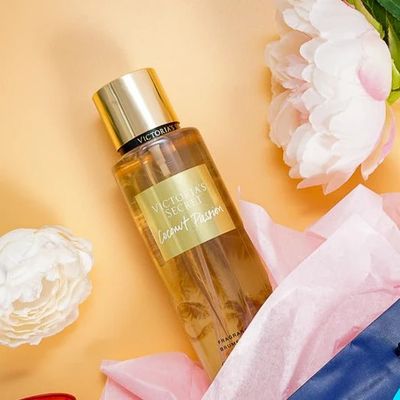 Victoria's Secret Coconut Passion tělový sprej 250 ml