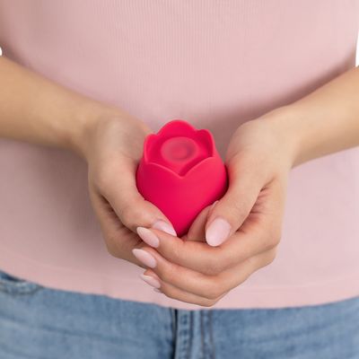 plusOne Červená rozkoš Bloom PLO-PLO-6747N