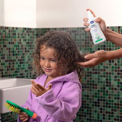 Chicco Sprej na rozčesávání vlasů Baby moments Kids 0m+, 200 ml