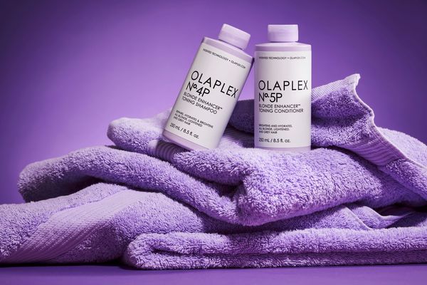 Olaplex No.4P Blonde Enhancer tónovací šampon 250 ml