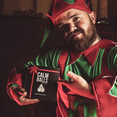 Angry Beards Dárková sada komplexní péče o kule - Antistick + deodorant Antisweat + cestovní pytel