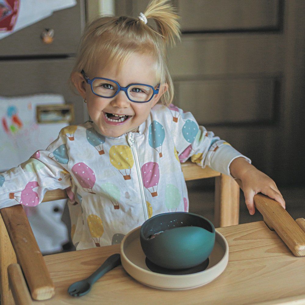 Petite&Mars Set jídelní silikonový TAKE&MATCH, Misty Green - Desert Sand 6m+, 4 ks