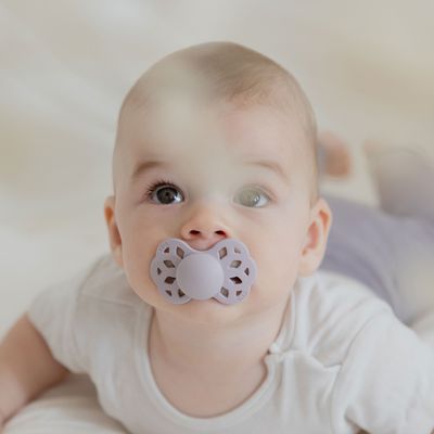 BIBS Infinity anatomické dudlíky ze silikonu, velikost 2, Ivory / Sage 2 ks