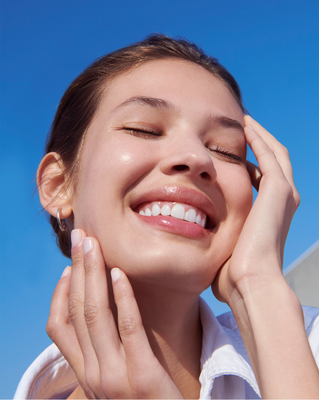 Garnier Vitamin C rozjasňující super sérum s vitamínem C 30 ml