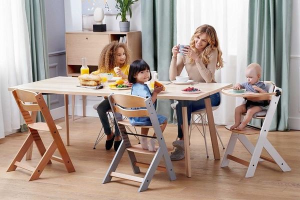 Kinderkraft Židlička jídelní Enock Grey wooden 49 cm