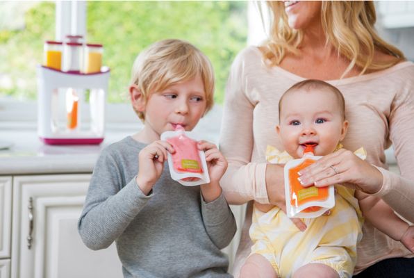Infantino Plnící základna kapsiček Squeeze Station 1 ks