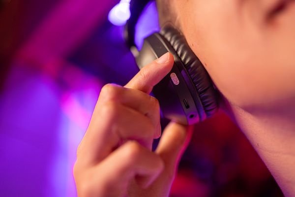 Concept HS4080 Bezdrátová sluchátka, SoundJoy black