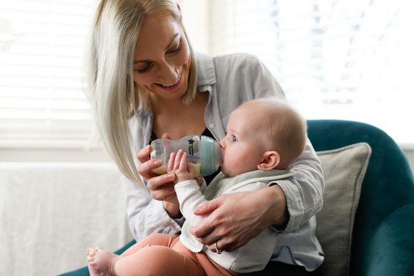Tommee Tippee CTN Savička Na Lahev ADVANCED ANTI-COLIC Variabilní Průtok 0m+, 2 ks