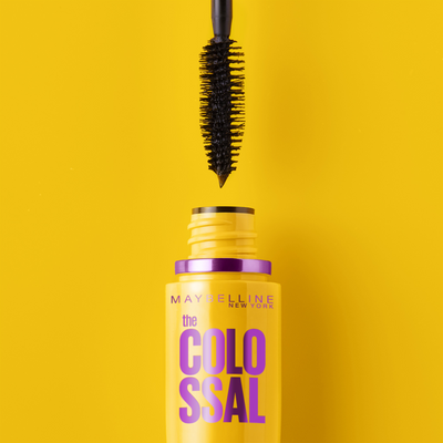Maybelline New York The Colossal Volume Express Glam Black řasenka 10.7 ml