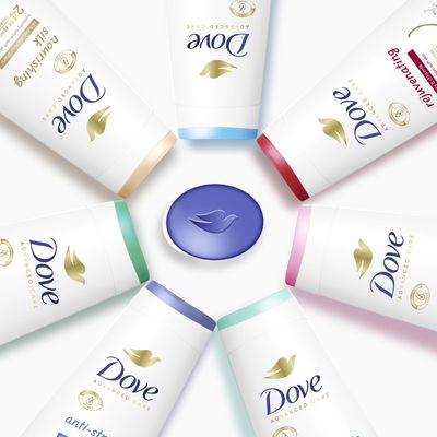 Dove Advanced Care Deeply Nourishing sprchový gel 600 ml