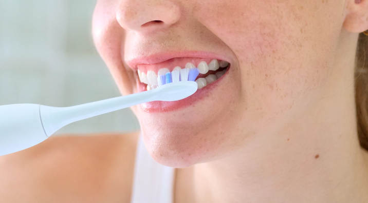 Philips Sonicare Sensitive HX6052/87, bílé 2 ks