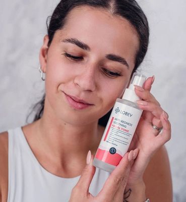 Lobey Zklidňující pleťové tonikum na začervenání pleti 100 ml