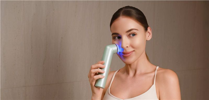 Nanoleaf 6-in-1 Light Therapy Wand, Světelná terapeutická hůlka, green