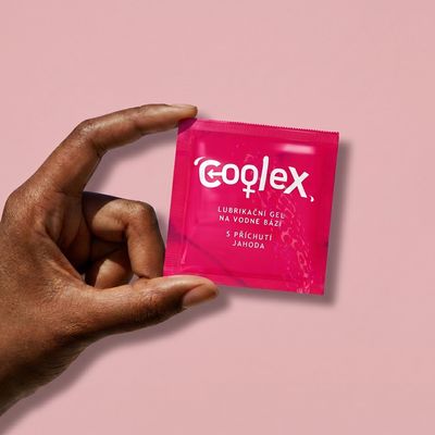 Dermacol Coolex Lubrikační gel na vodní bázi - jahoda (sáčky) 5 ml