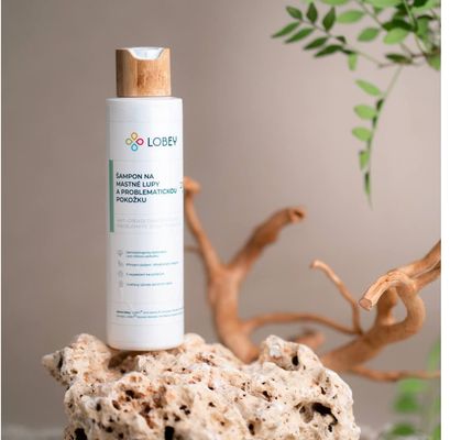 Lobey Šampon na mastné lupy a problematickou pokožku 200 ml