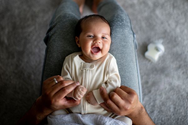 Tommee Tippee CTN Kojenecká Lahev ANTI-COLIC Pomalý Průtok 0m+ 150 ml
