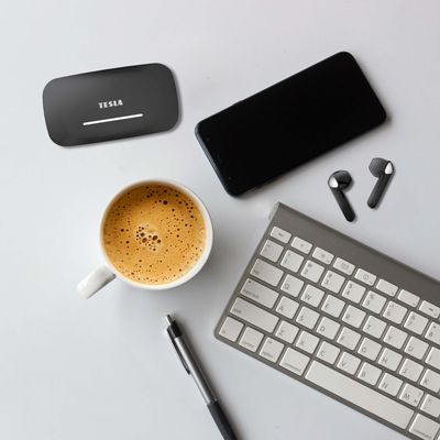 Tesla Sound EB20 Bezdrátová Bluetooth sluchátka - Black Raven
