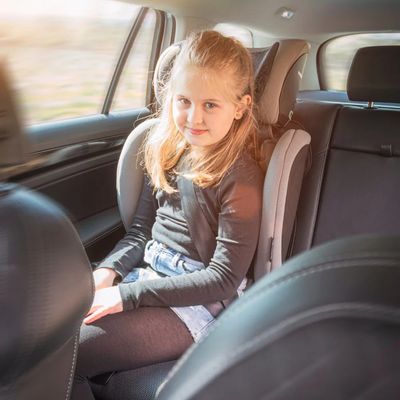 Petite&Mars Autosedačka Elite Fix Pro i-Size Black Air