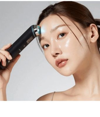 Medicube Age-R Booster Pro Ex Black, Multifunkční zařízení pro péči o pleť