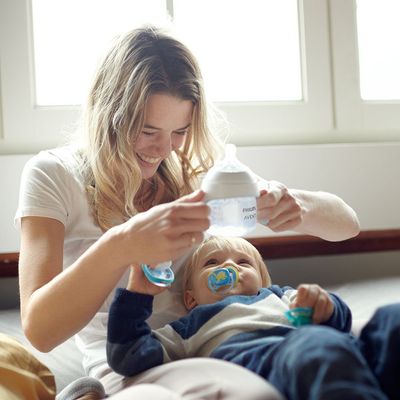Philips Avent Lahvička na učení Natural Response 150ml, 6m+