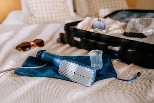 Lauben Handheld Steam Iron 1200GB