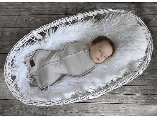 Sleepee Zavinovačka First Step Swaddle s čepičkou zdarma Eukalyptus