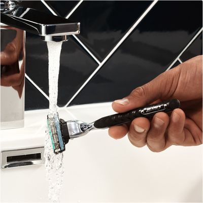Gillette Gillette Mach3 Náhradní Holicí Hlavice Pro Muže, 18 Náhradních Holicích Hlavic 18 ks